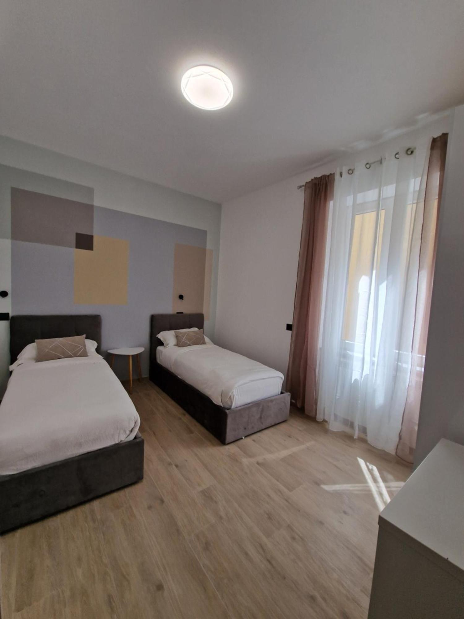 Ari'S Home La Spezia Luaran gambar
