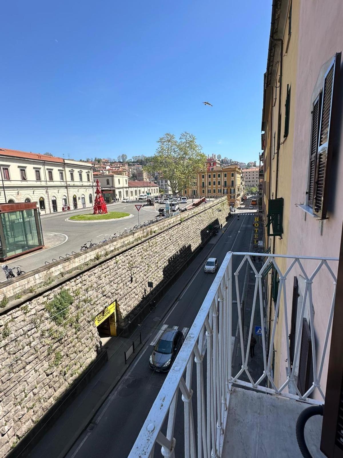 Ari'S Home La Spezia Luaran gambar